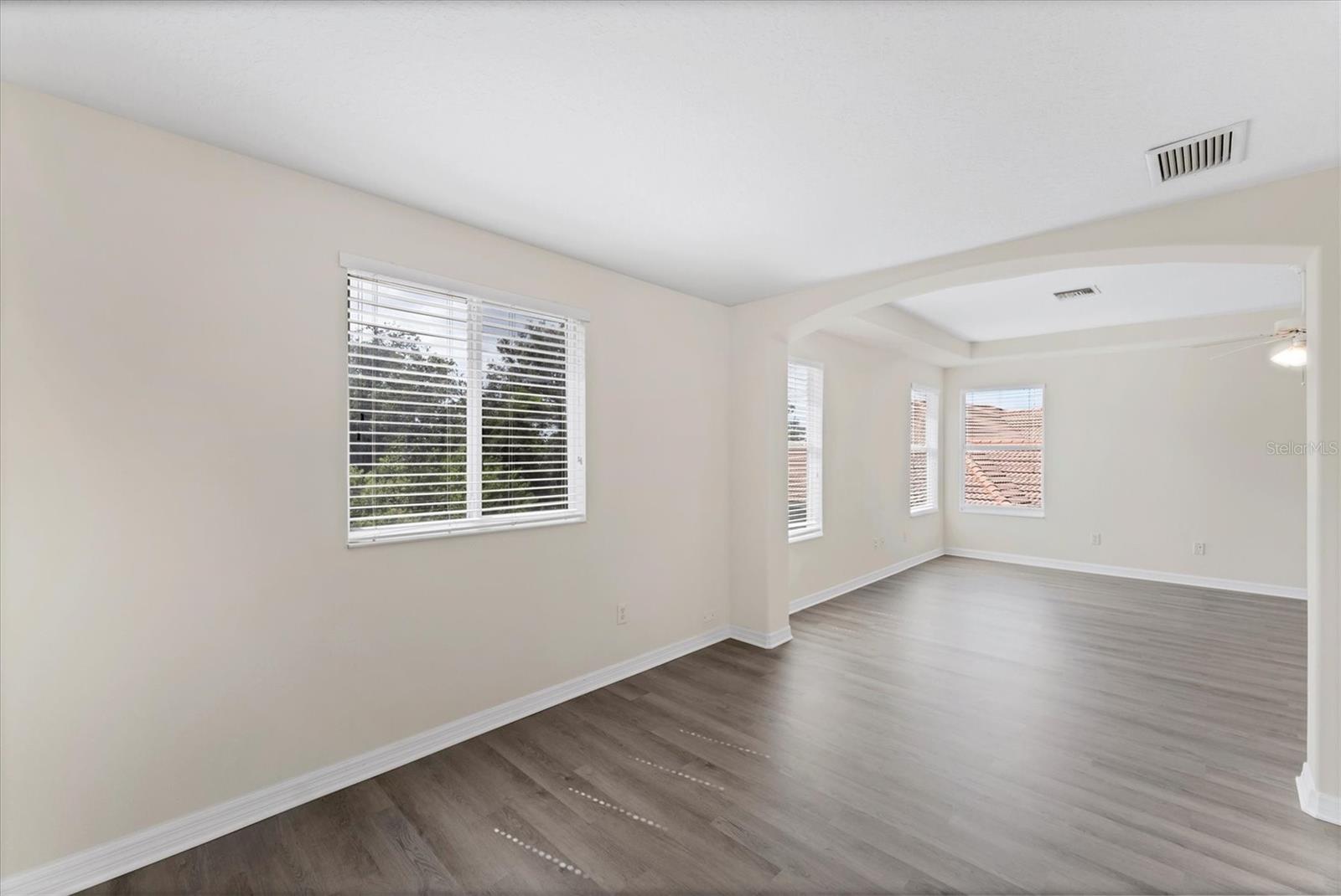 RIVER PLACE - Residential