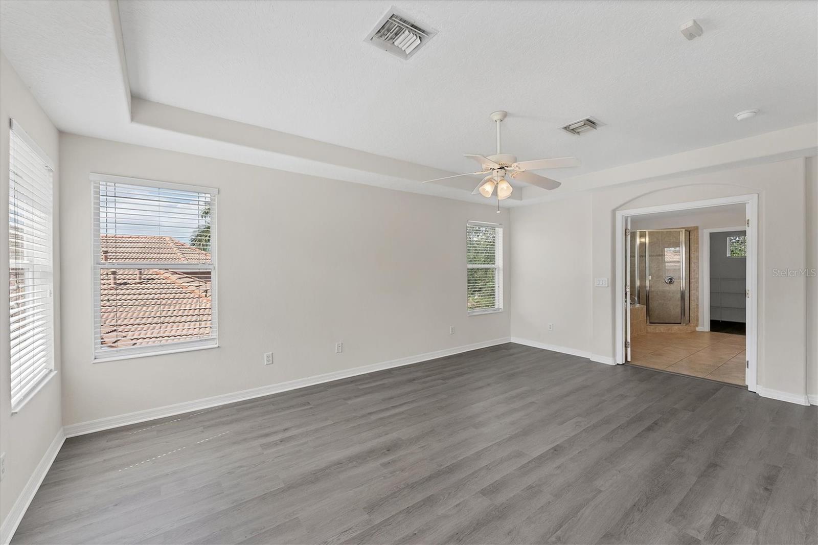 RIVER PLACE - Residential