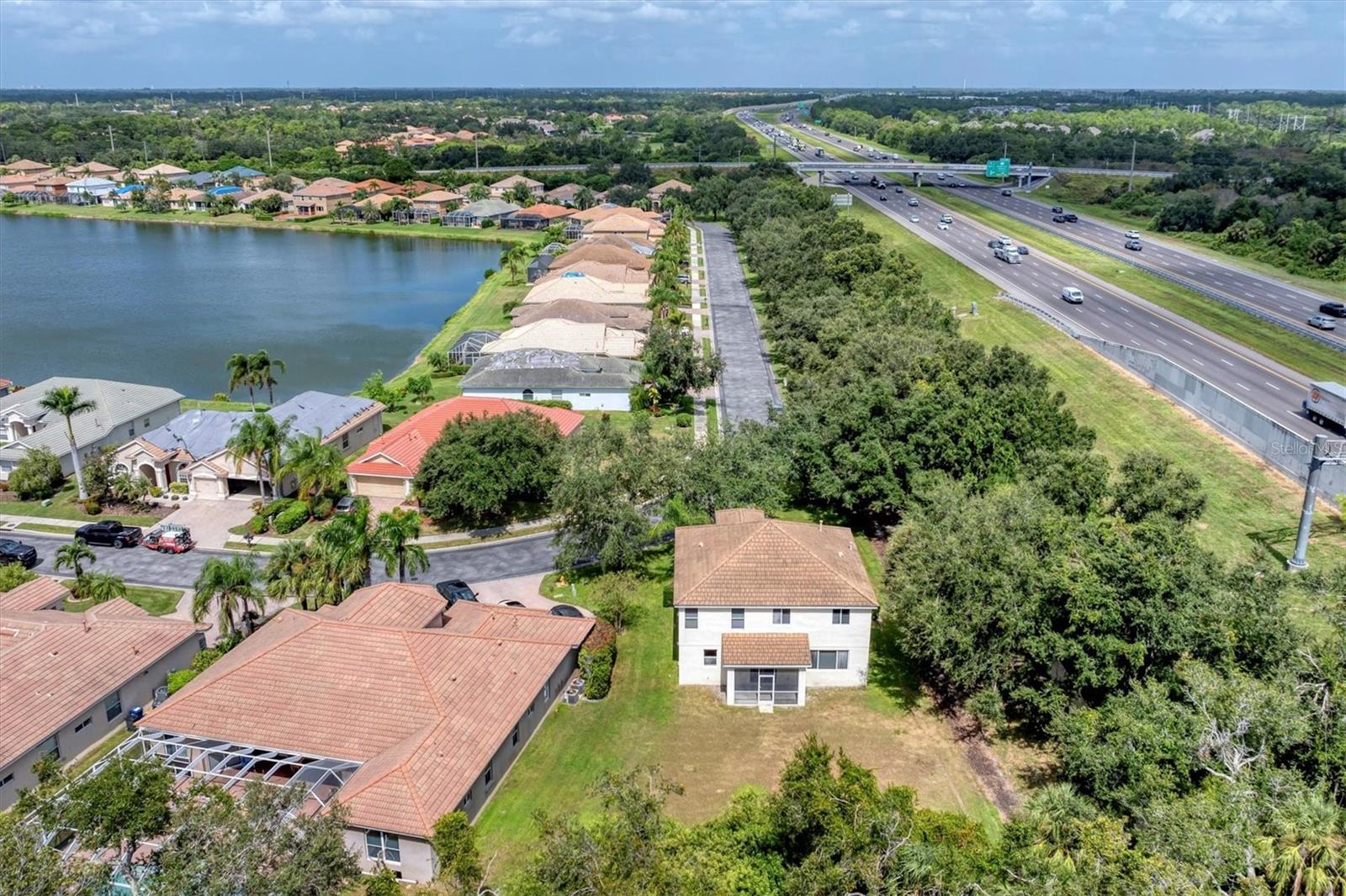 RIVER PLACE - Residential