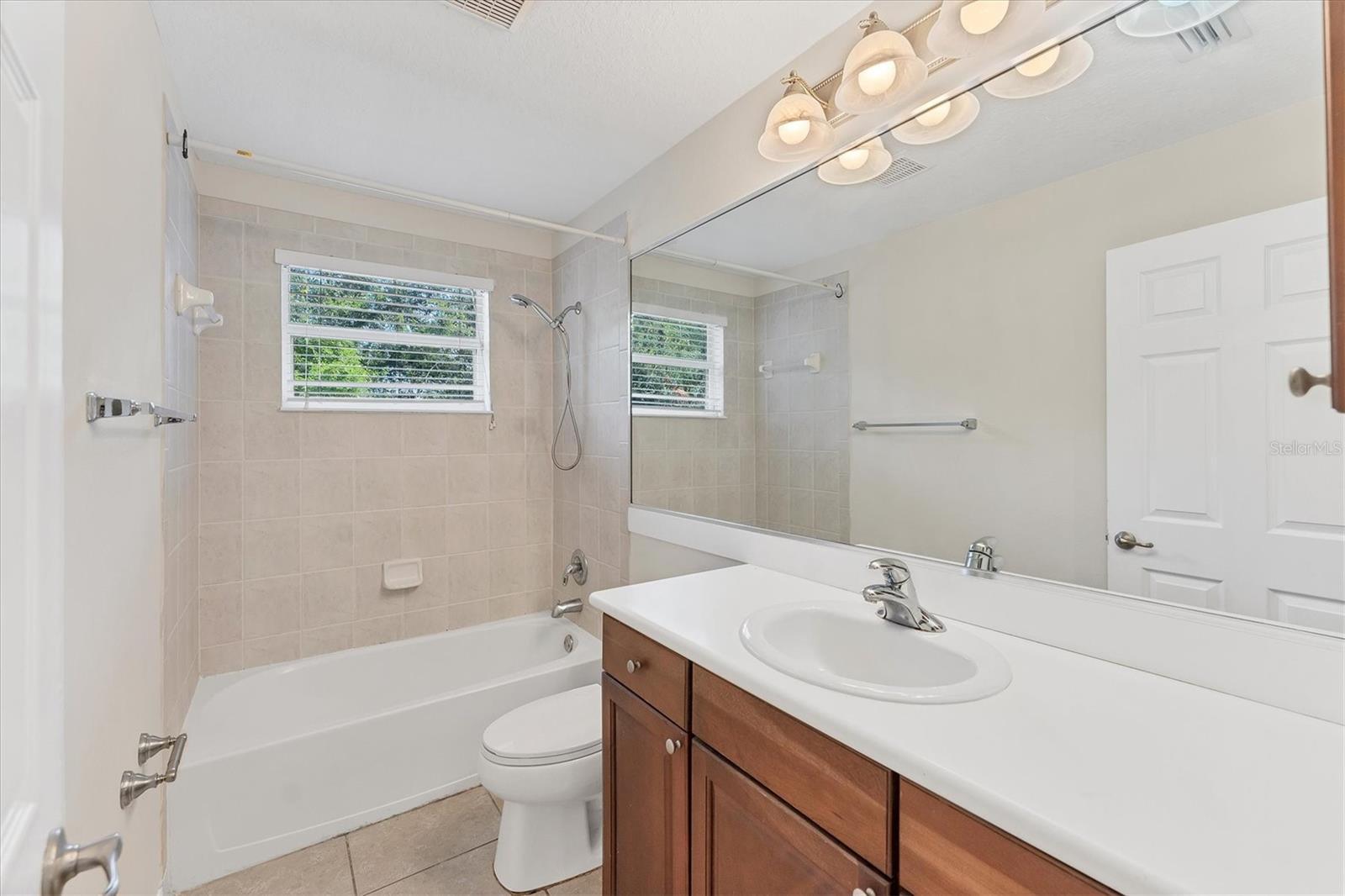 RIVER PLACE - Residential