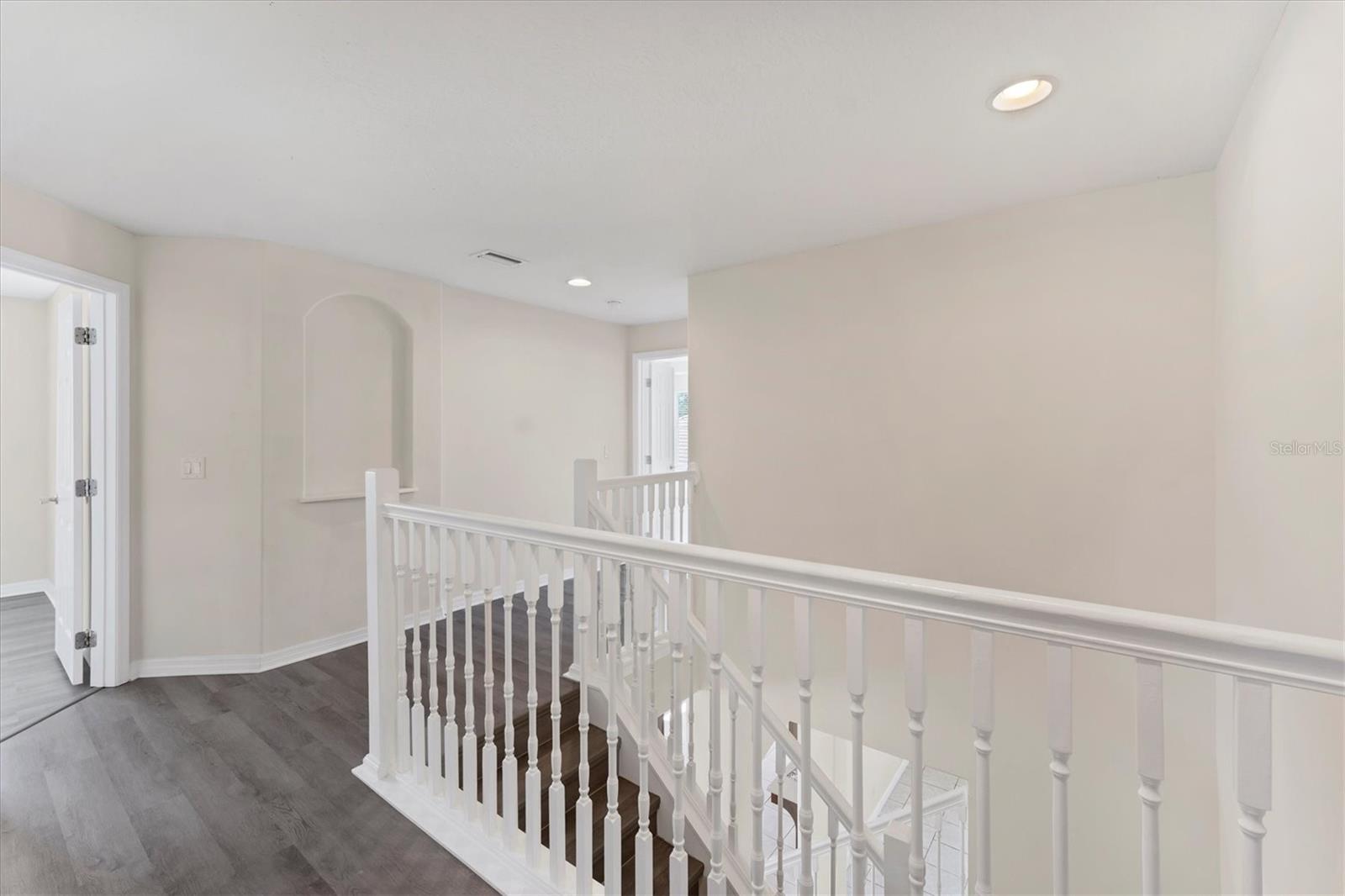 RIVER PLACE - Residential