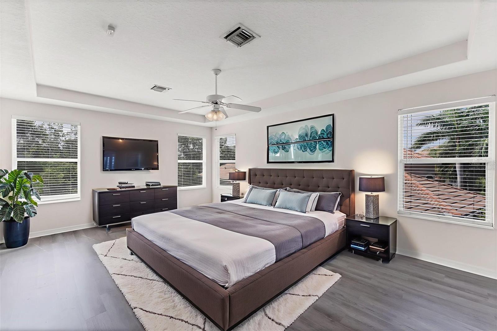 RIVER PLACE - Residential