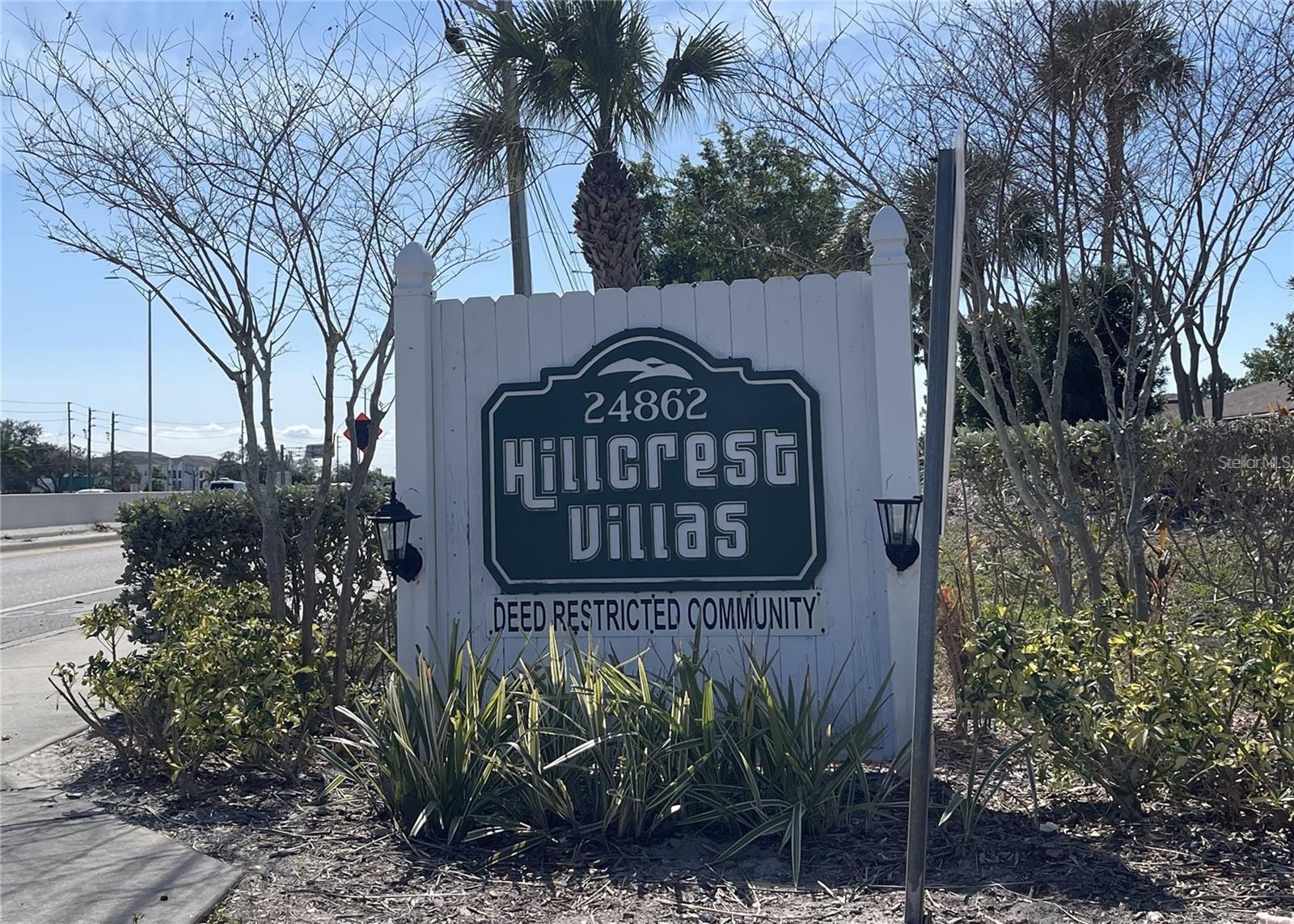 HILL CREST VILLAS - Residential