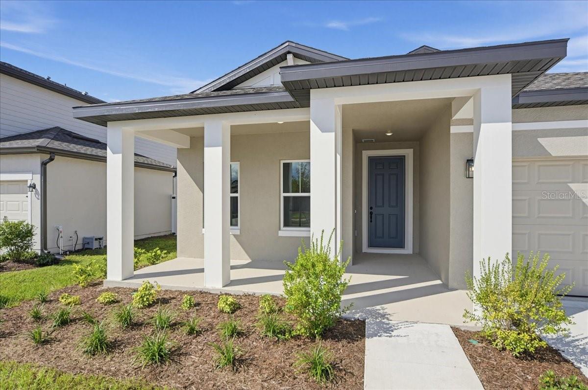 1640 CANE BAMBOO DRIVE