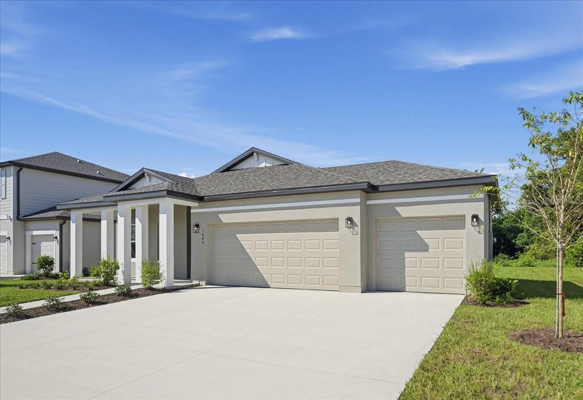 1640 CANE BAMBOO DRIVE