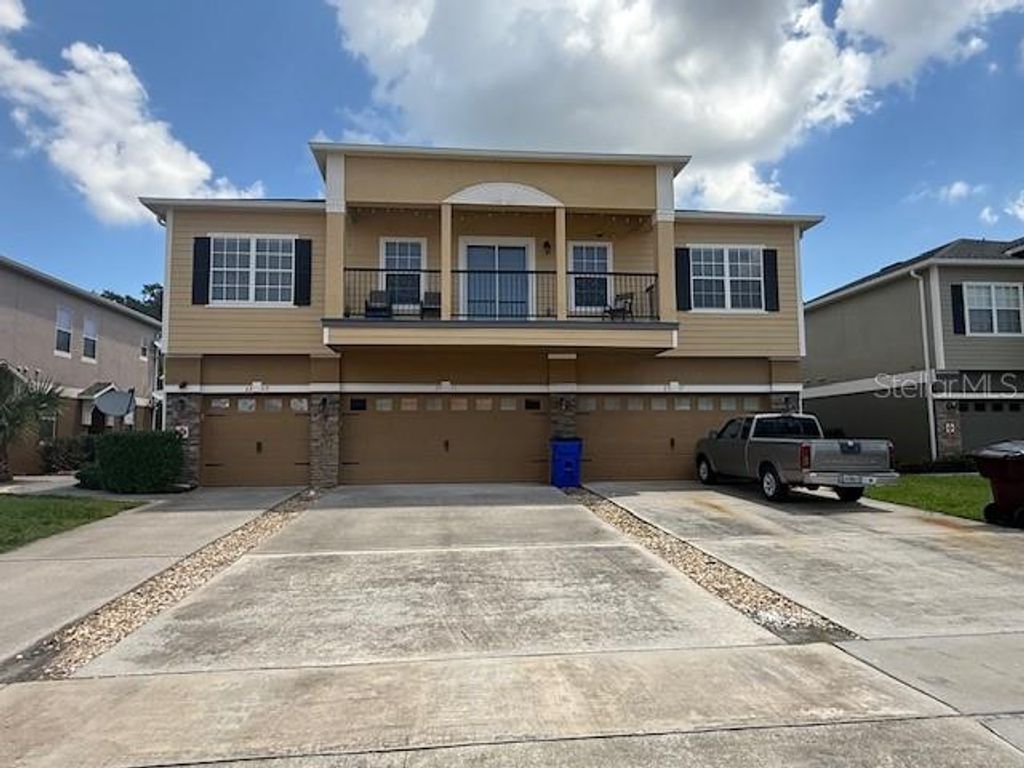 Photo of 2309 Betsy Ross Lane #2309, Saint Cloud, FL 34769 (MLS # O6338211)