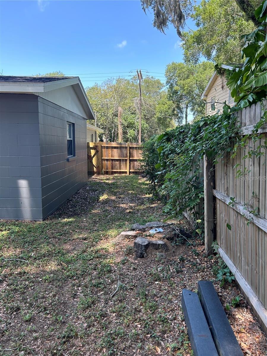 BRANDON TERRACE PARK UNIT 2 - Residential Lease