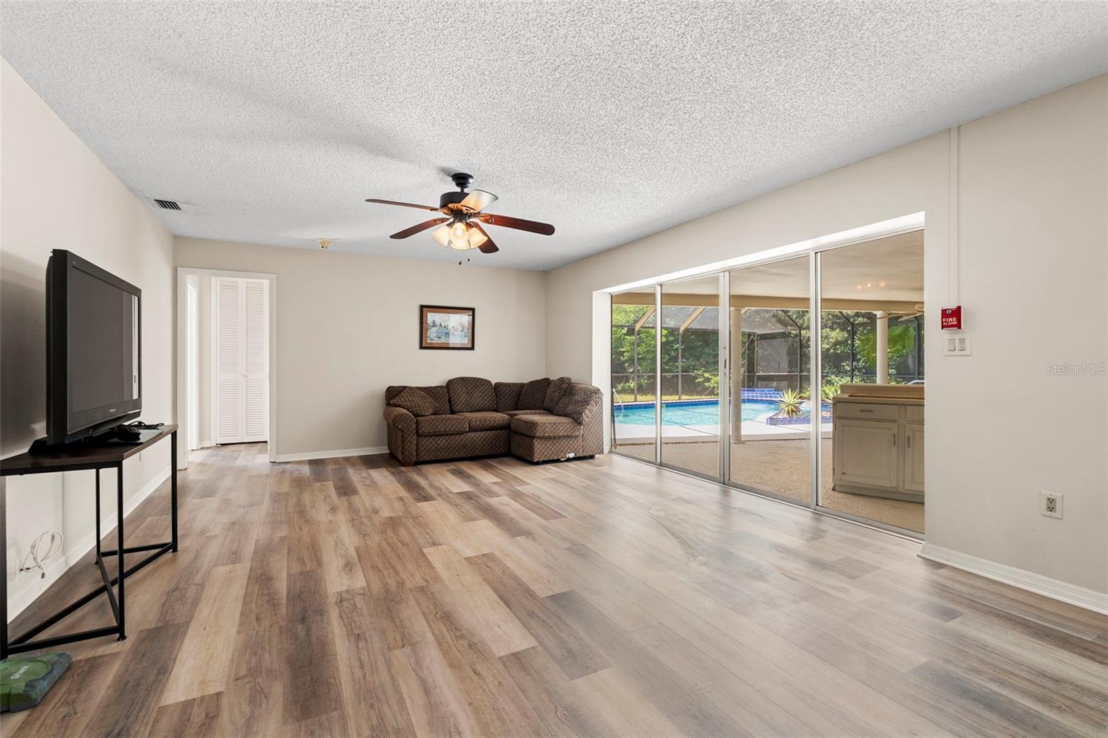 DUNBRIDGE WOODS - Residential