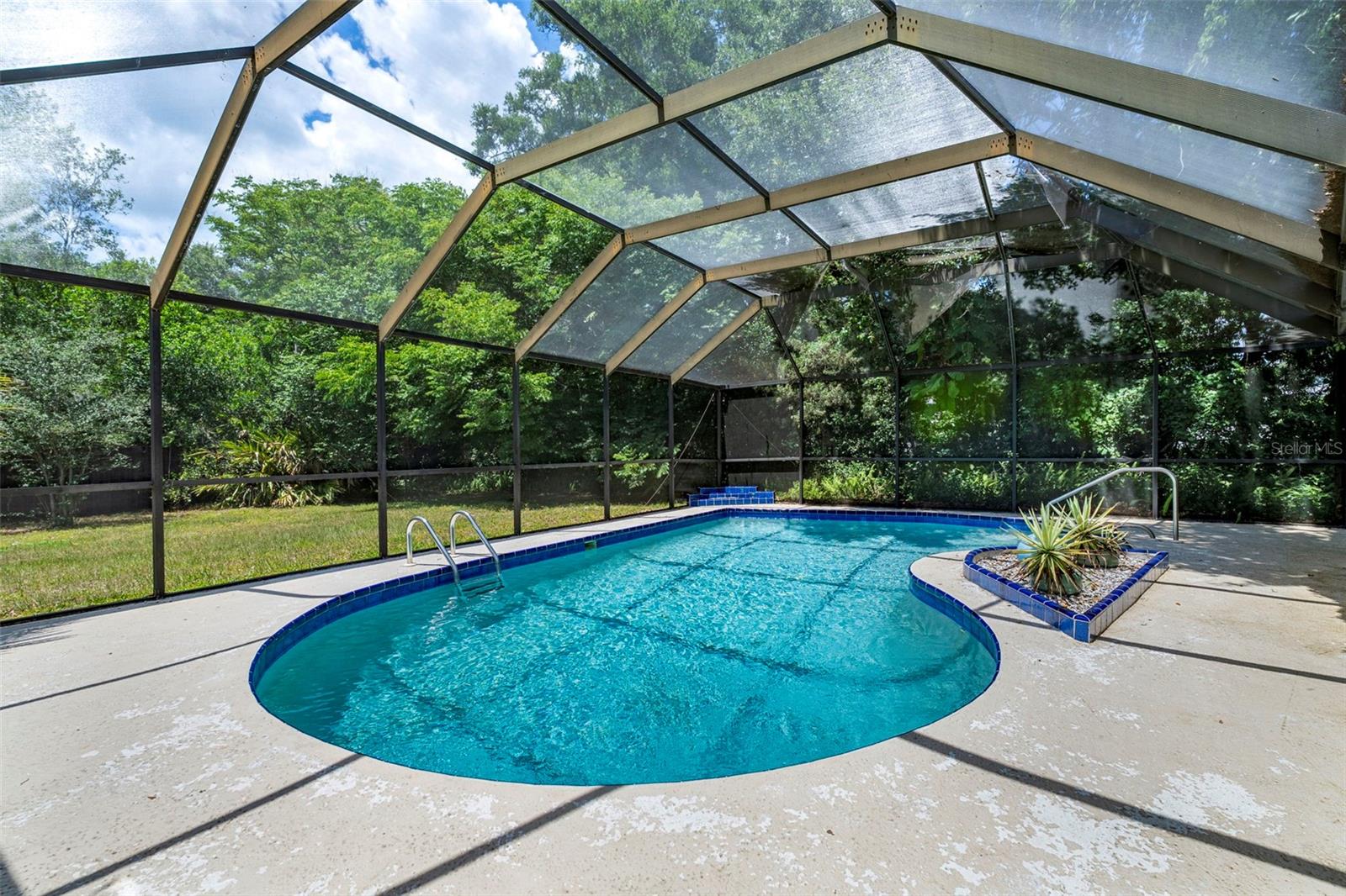 DUNBRIDGE WOODS - Residential