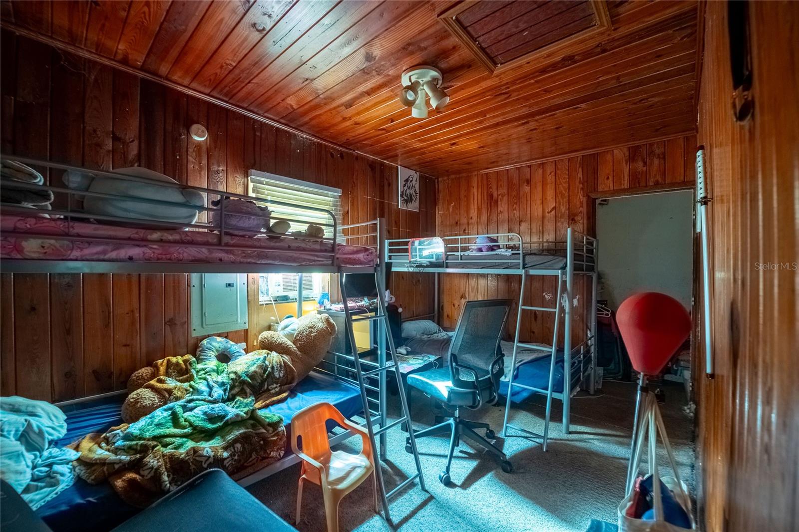 COUNTRY CLUB ESTATES SUB - Residential