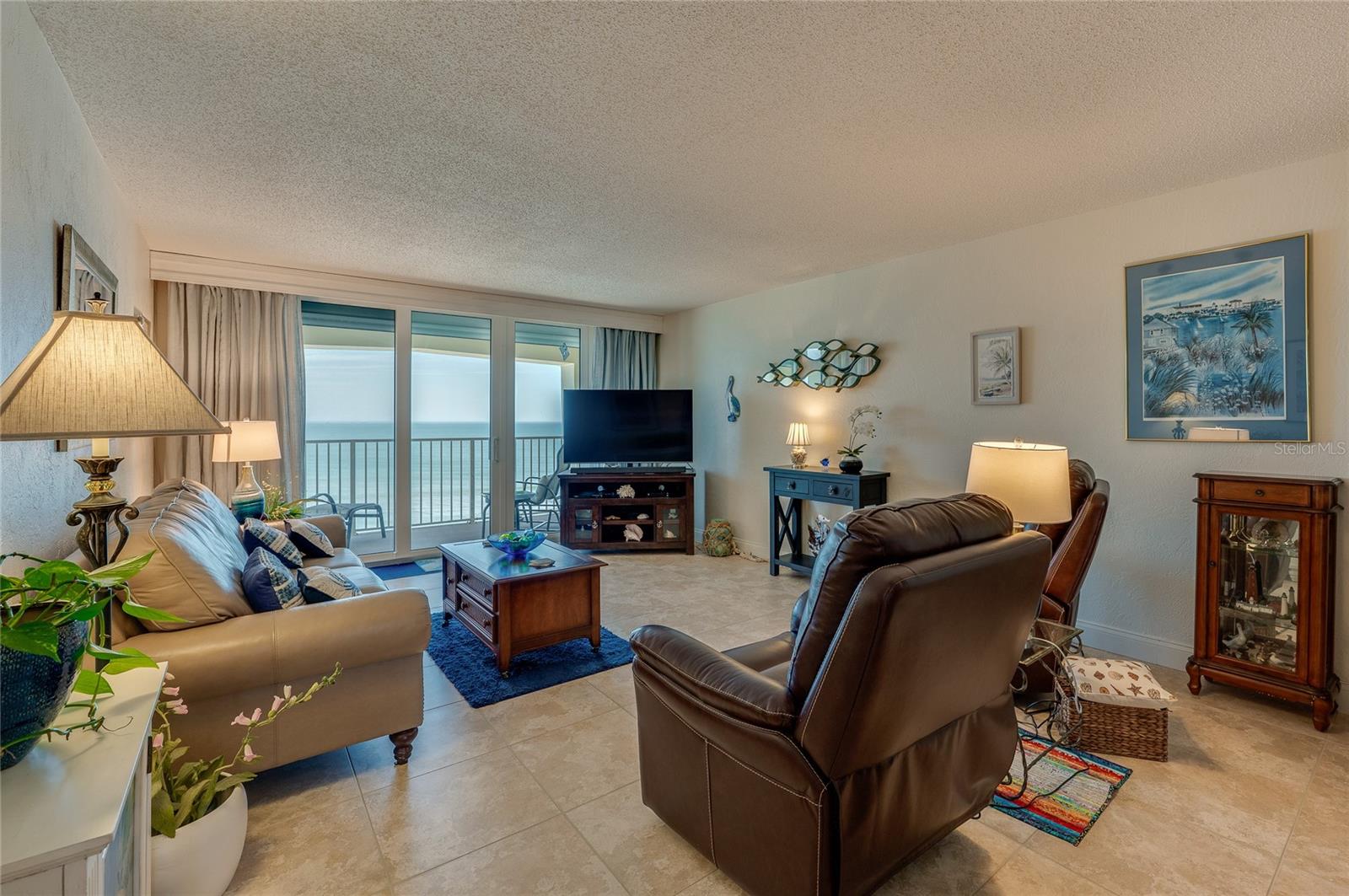 89 OCEANFRONT CONDO - Residential