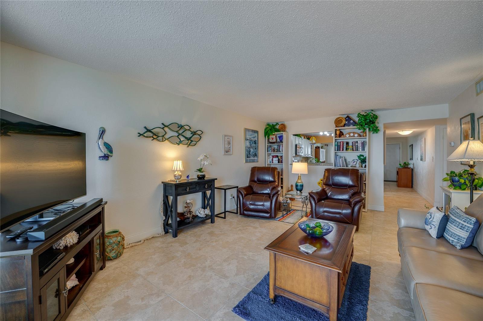 89 OCEANFRONT CONDO - Residential