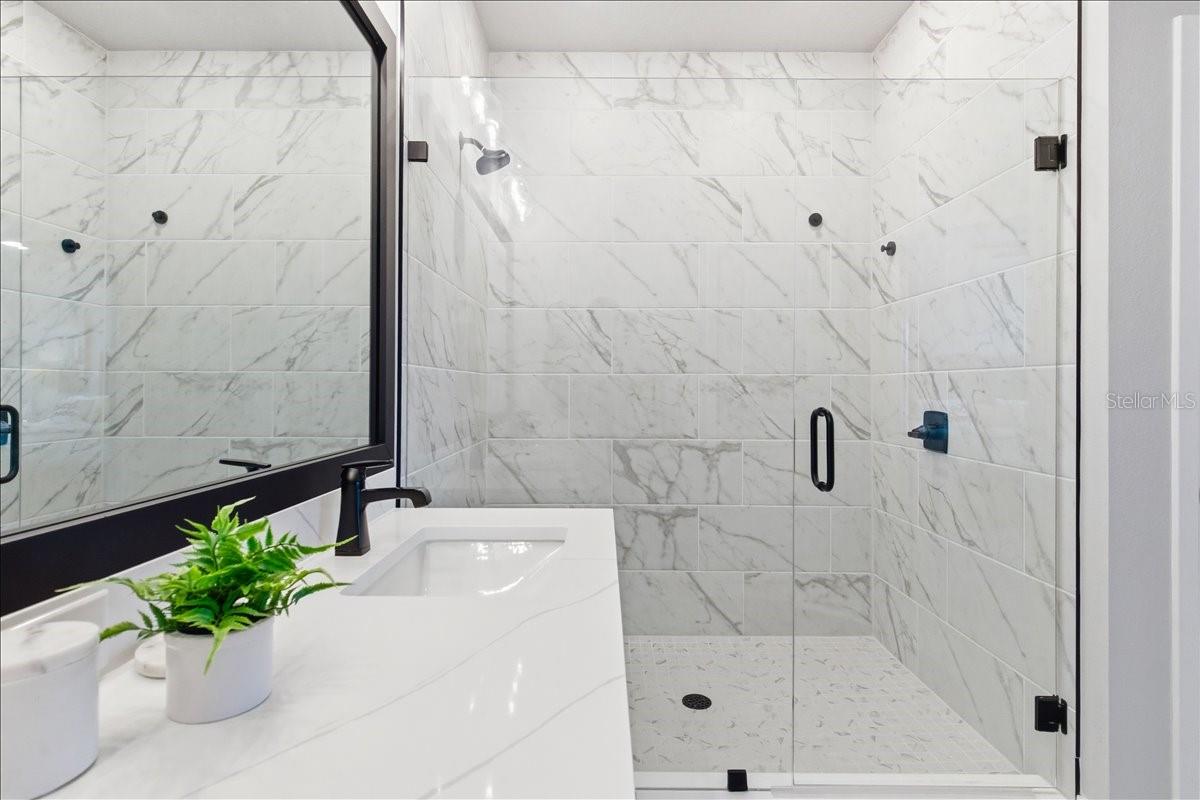 EMERALD LNDG/WATERSIDE - Residential