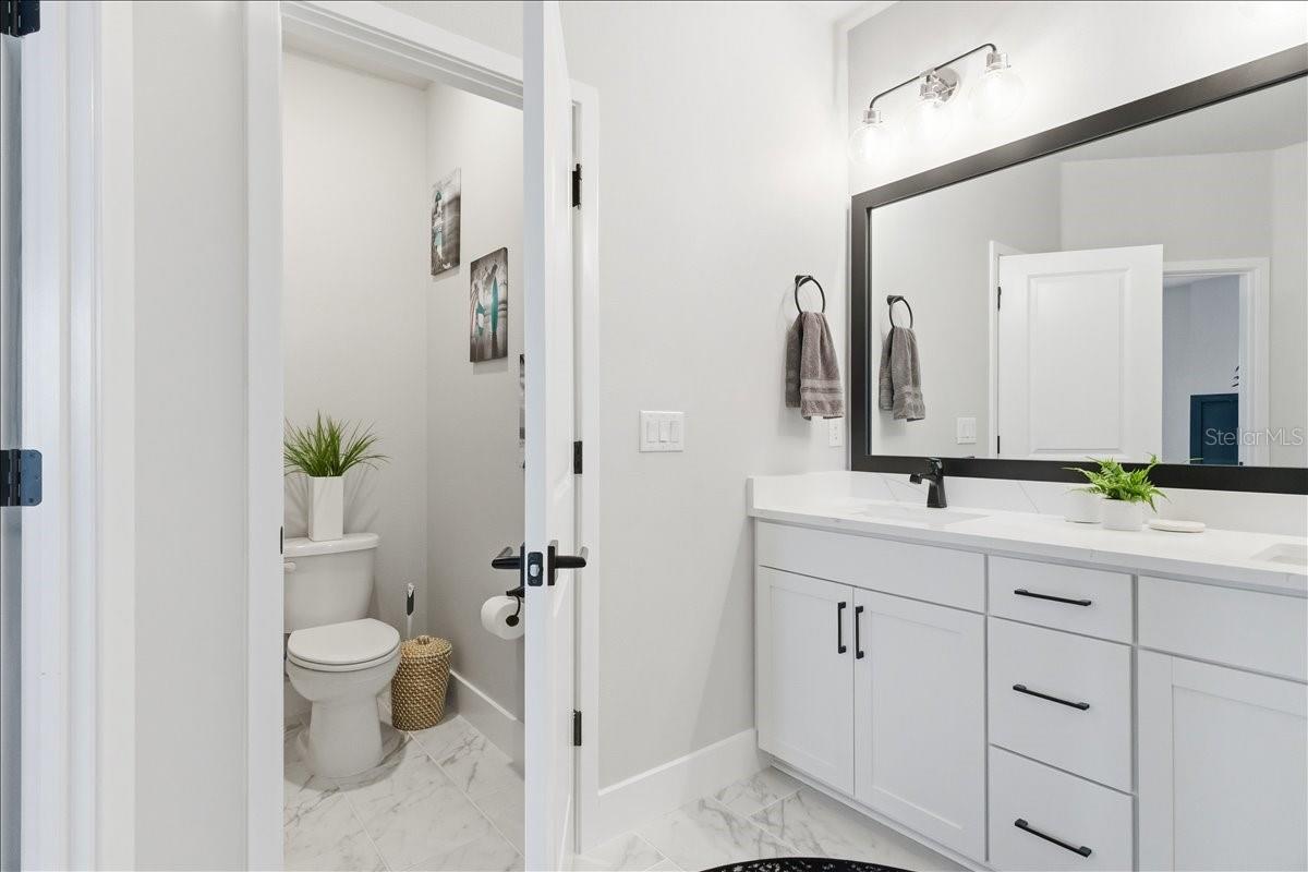 EMERALD LNDG/WATERSIDE - Residential