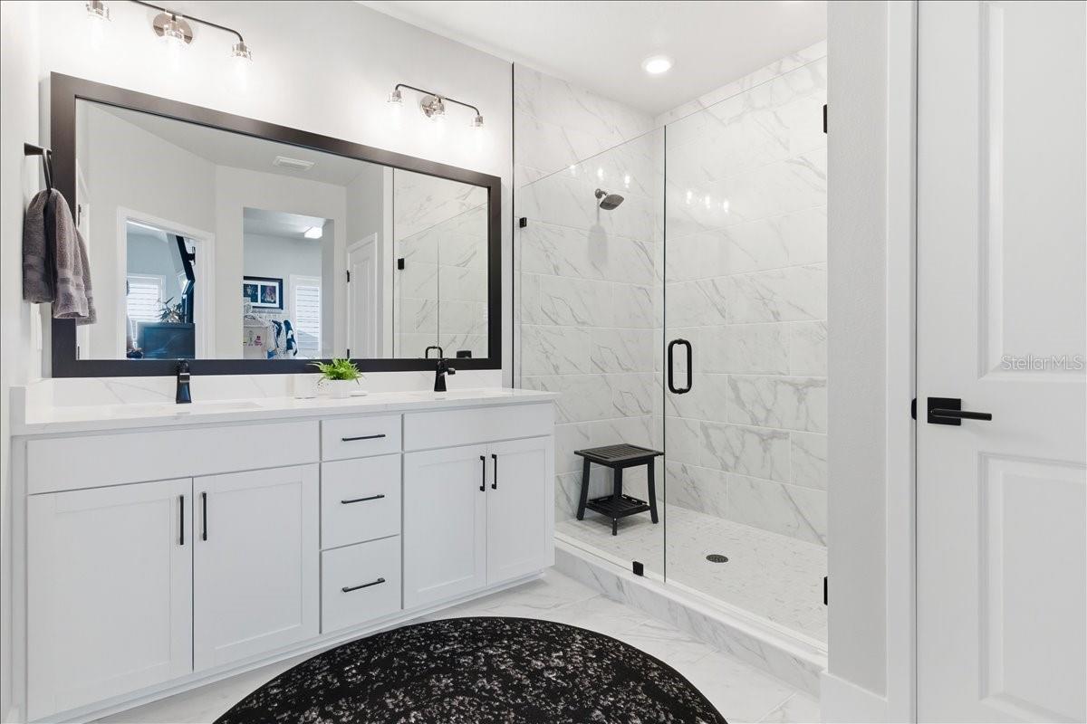 EMERALD LNDG/WATERSIDE - Residential