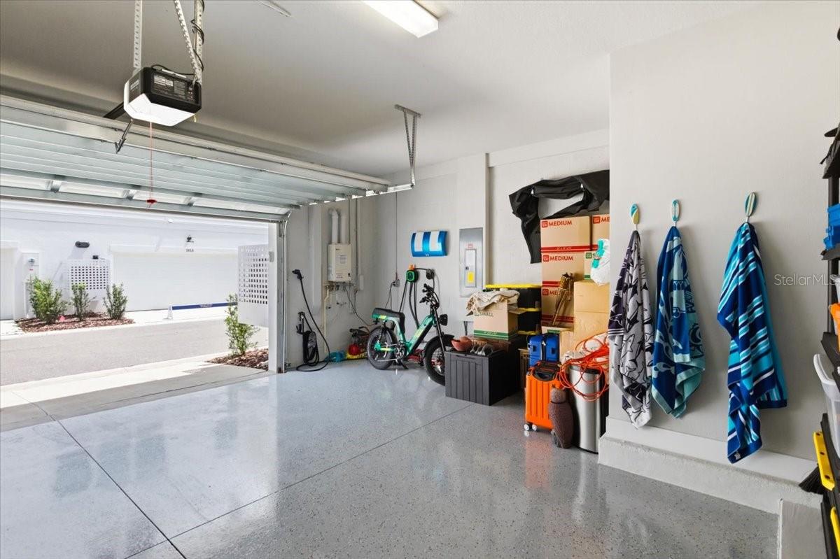 EMERALD LNDG/WATERSIDE - Residential