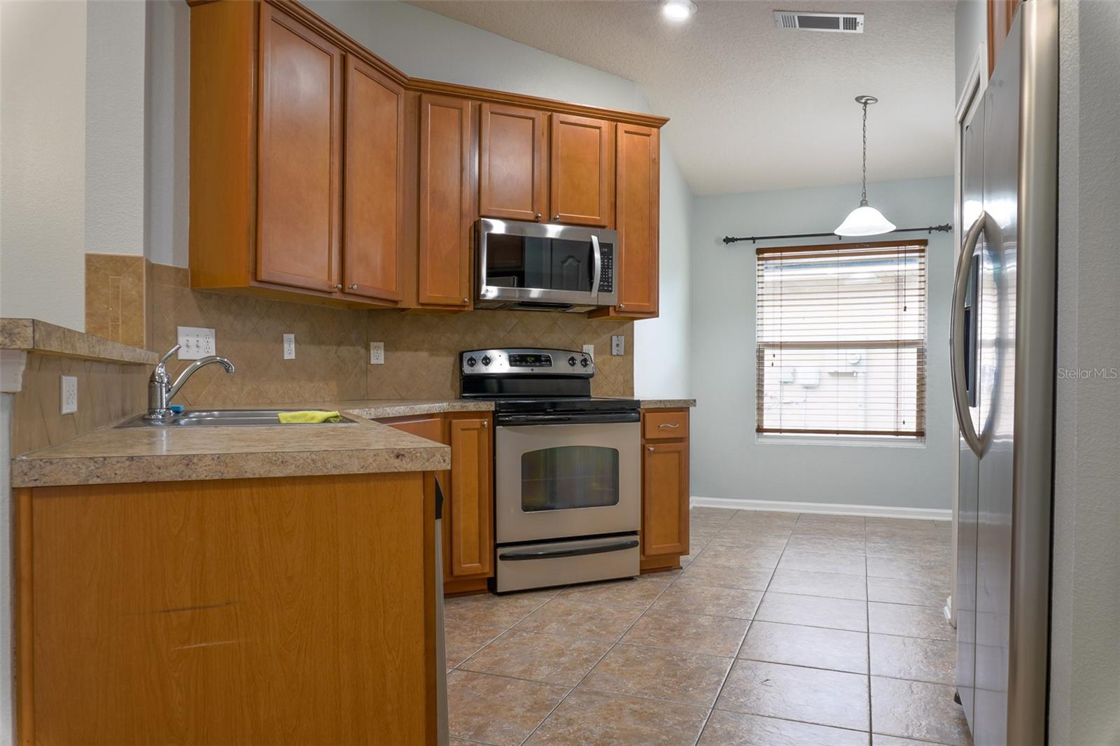 ABERDEEN DRIVE HORTON - PH 1 - Residential