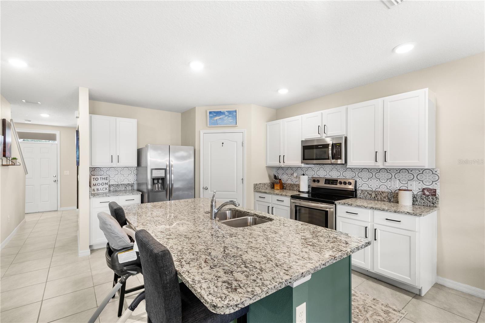 9024 ALBA LANE