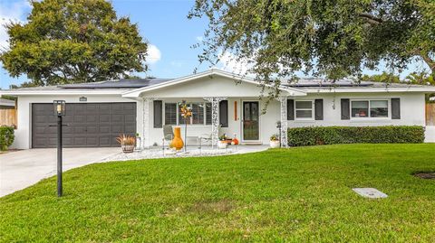 Photo of 11521 64th Avenue, Seminole, FL 33772 (MLS # TB8453206)