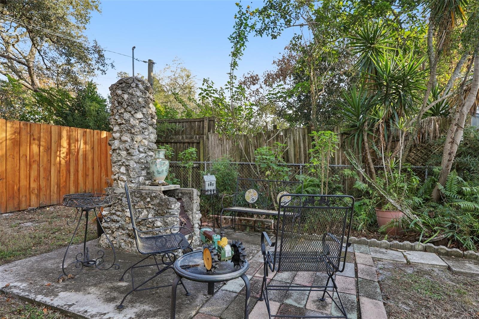 TAMPAS NORTH SIDE COUNTRY CLU - Residential