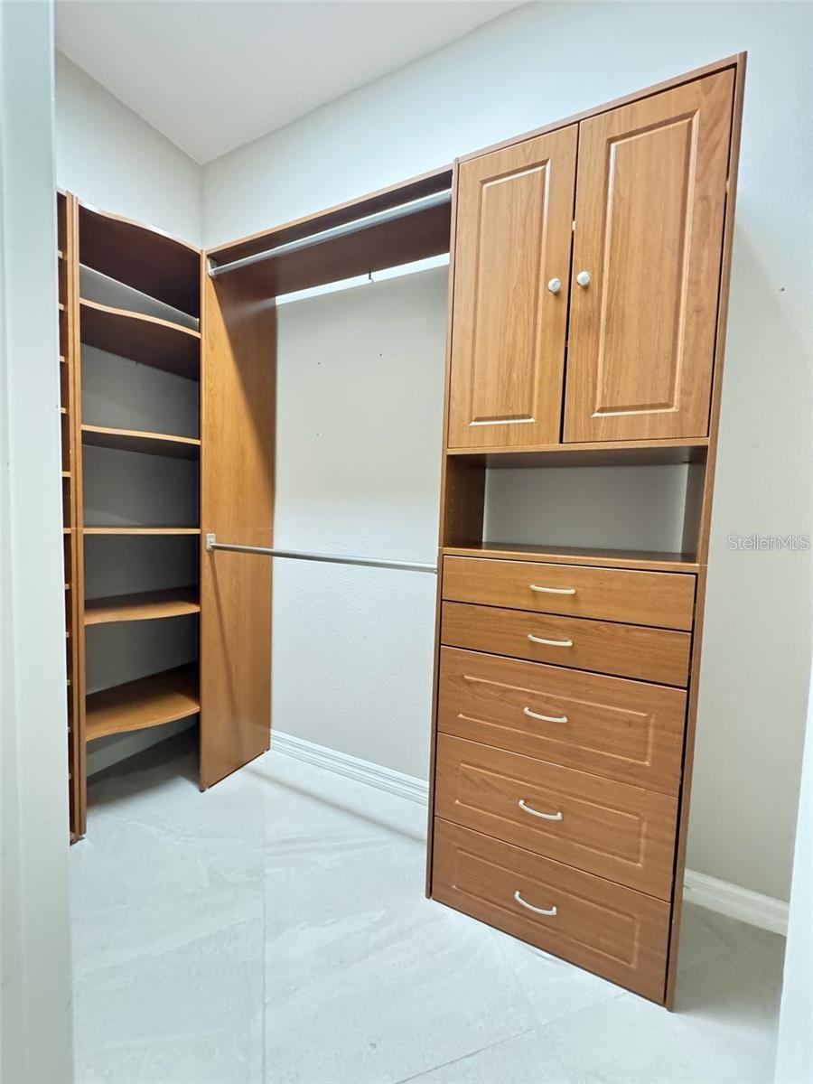 ARBOR LAKES ON PALMER RANCH - Residential Lease