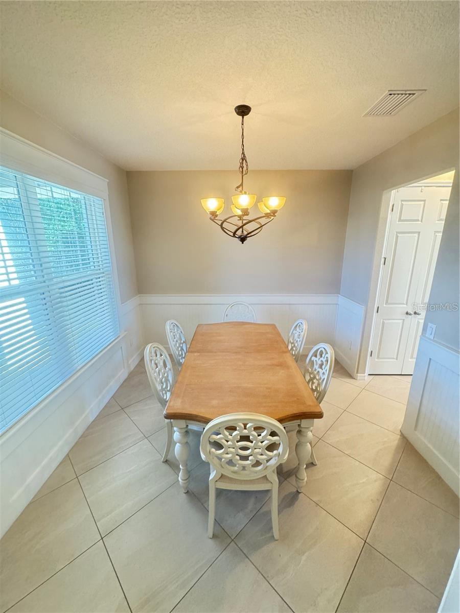ARBOR LAKES ON PALMER RANCH - Residential Lease