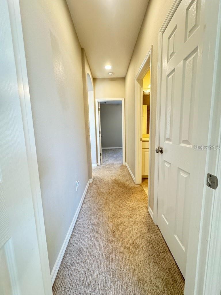 ARBOR LAKES ON PALMER RANCH - Residential Lease