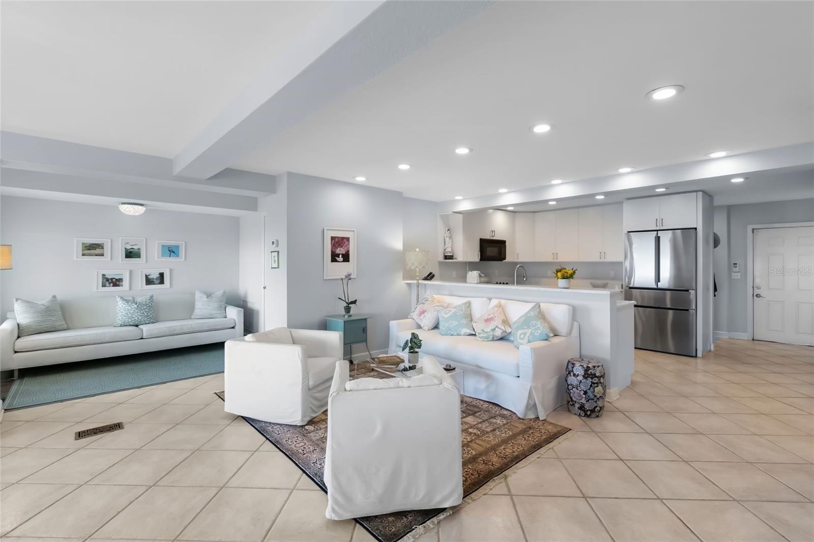 ROUSLYNN - Residential