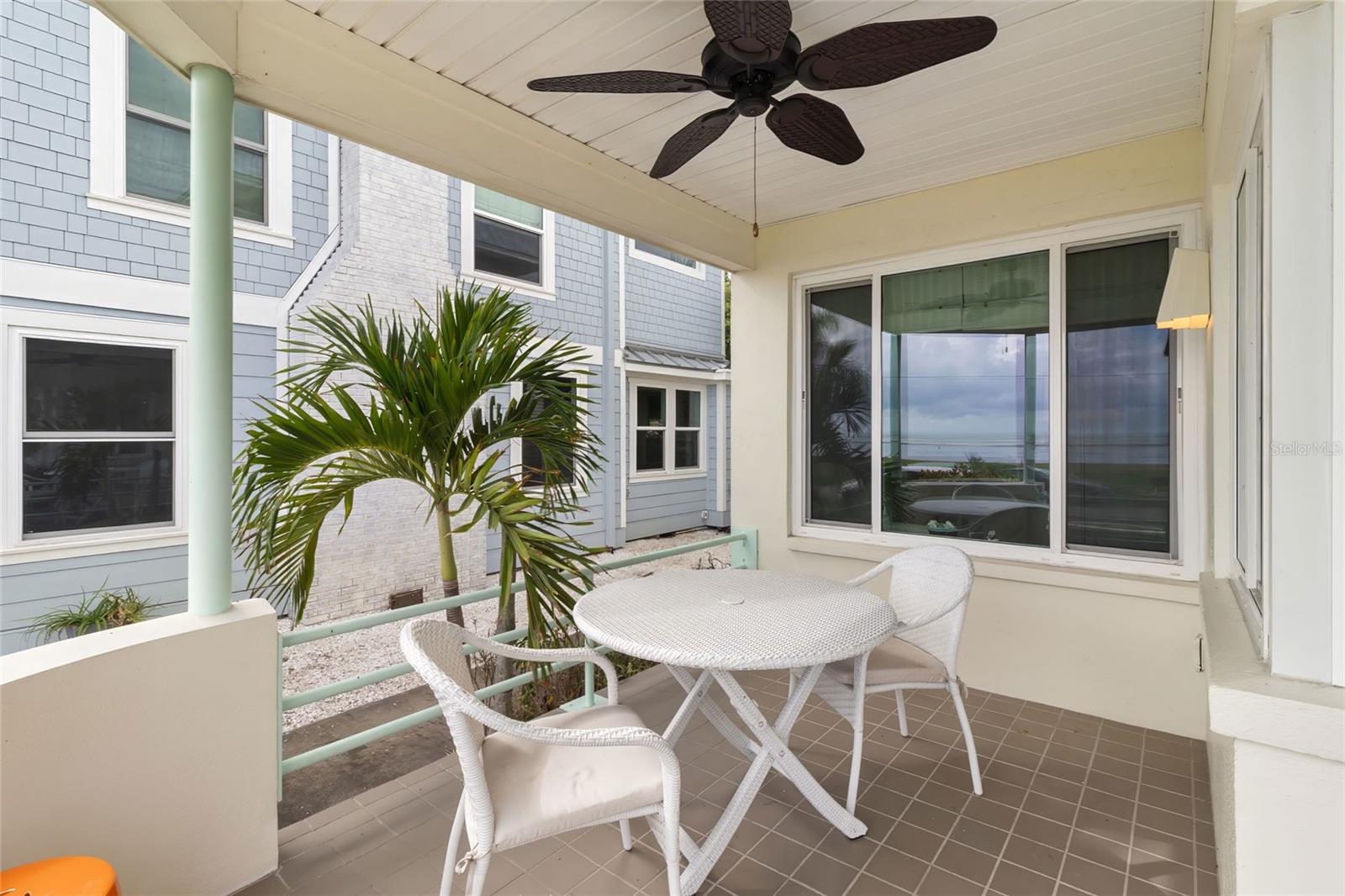 ROUSLYNN - Residential