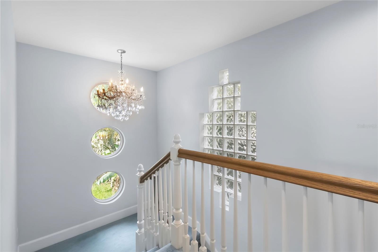 ROUSLYNN - Residential