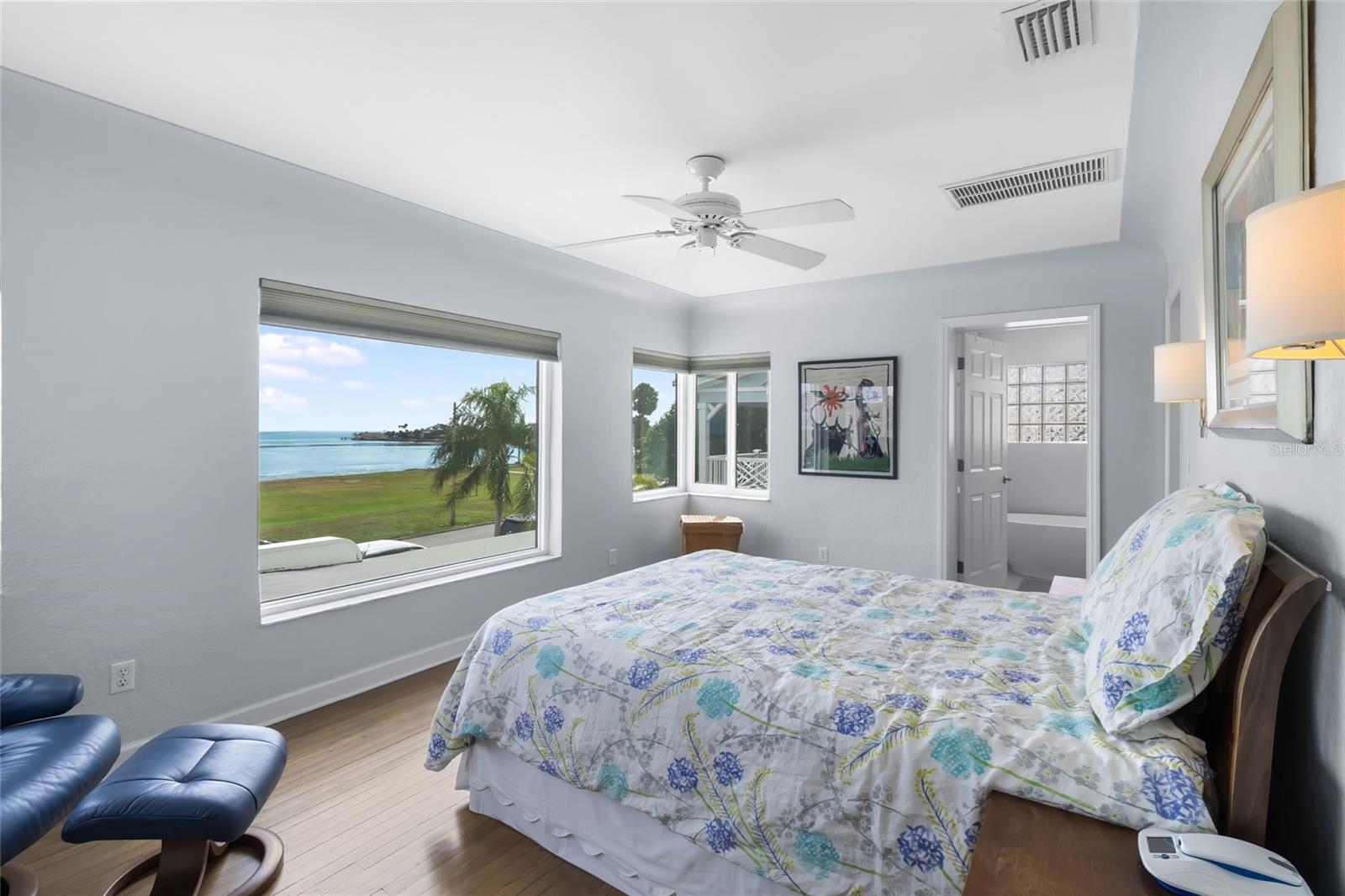 ROUSLYNN - Residential