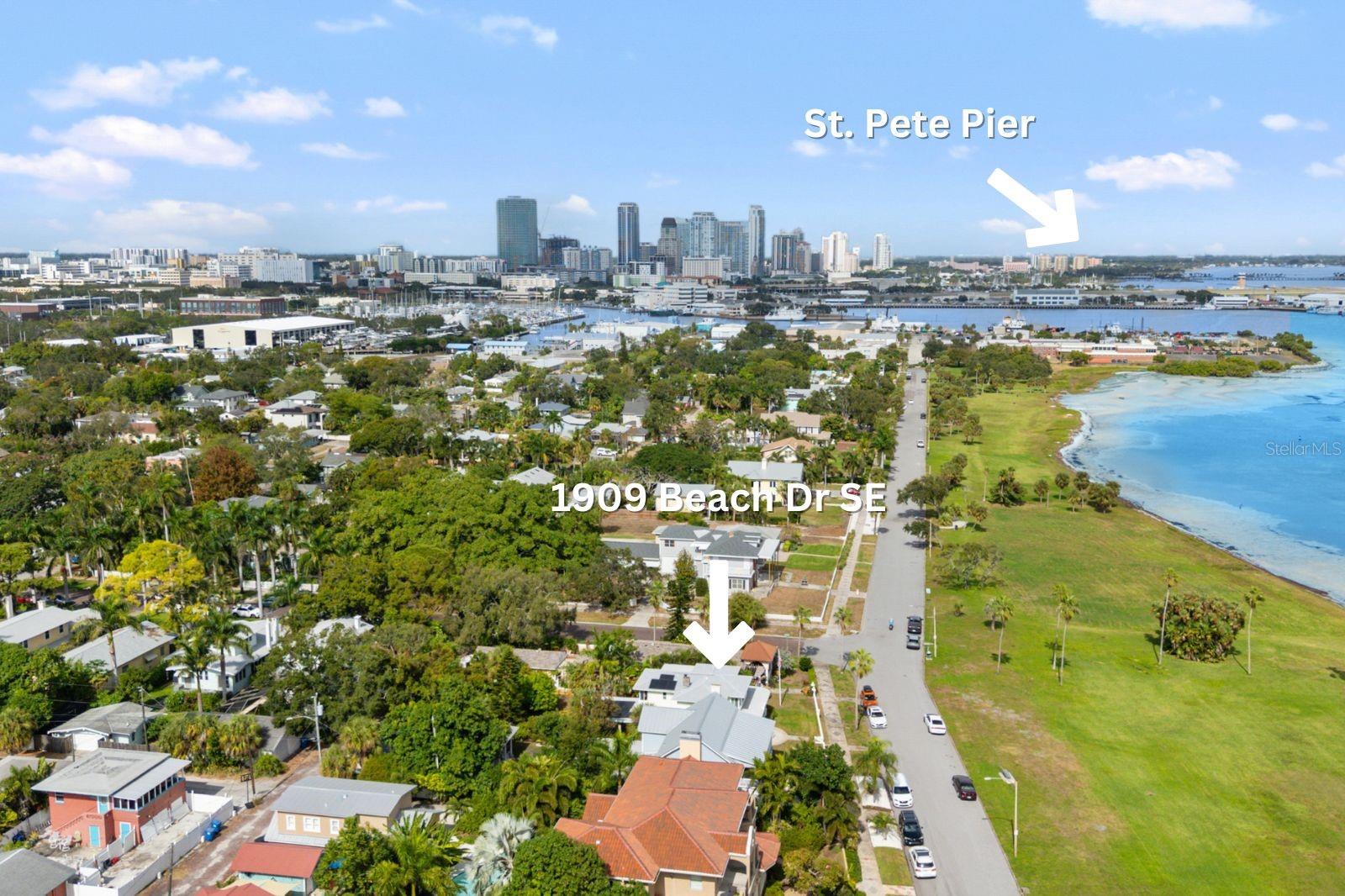 ROUSLYNN - Residential