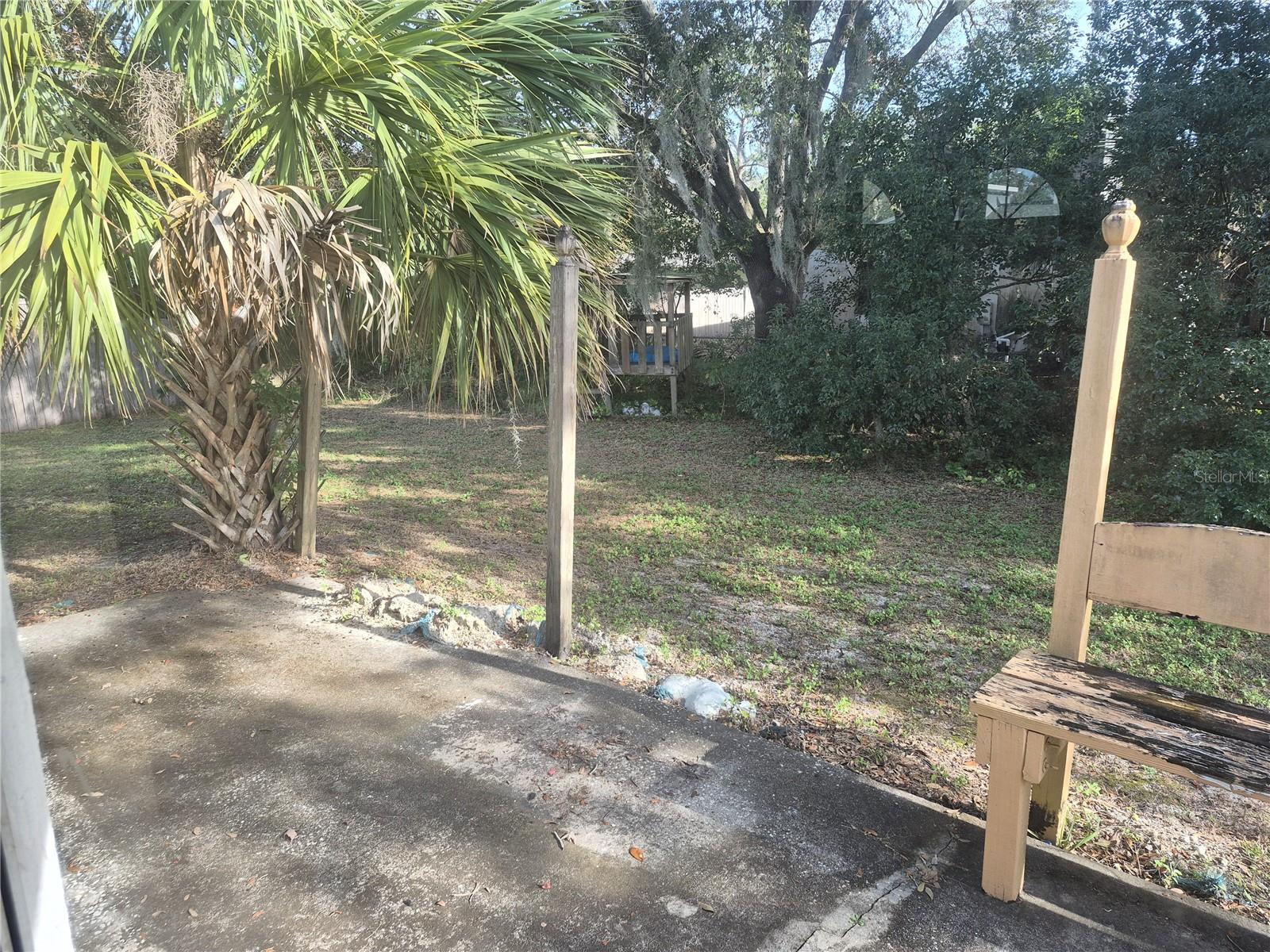 LAKE PADGETT ESTATES - Residential