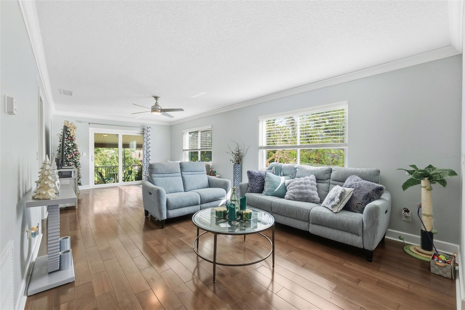 EAGLESWOOD CONDO - Residential