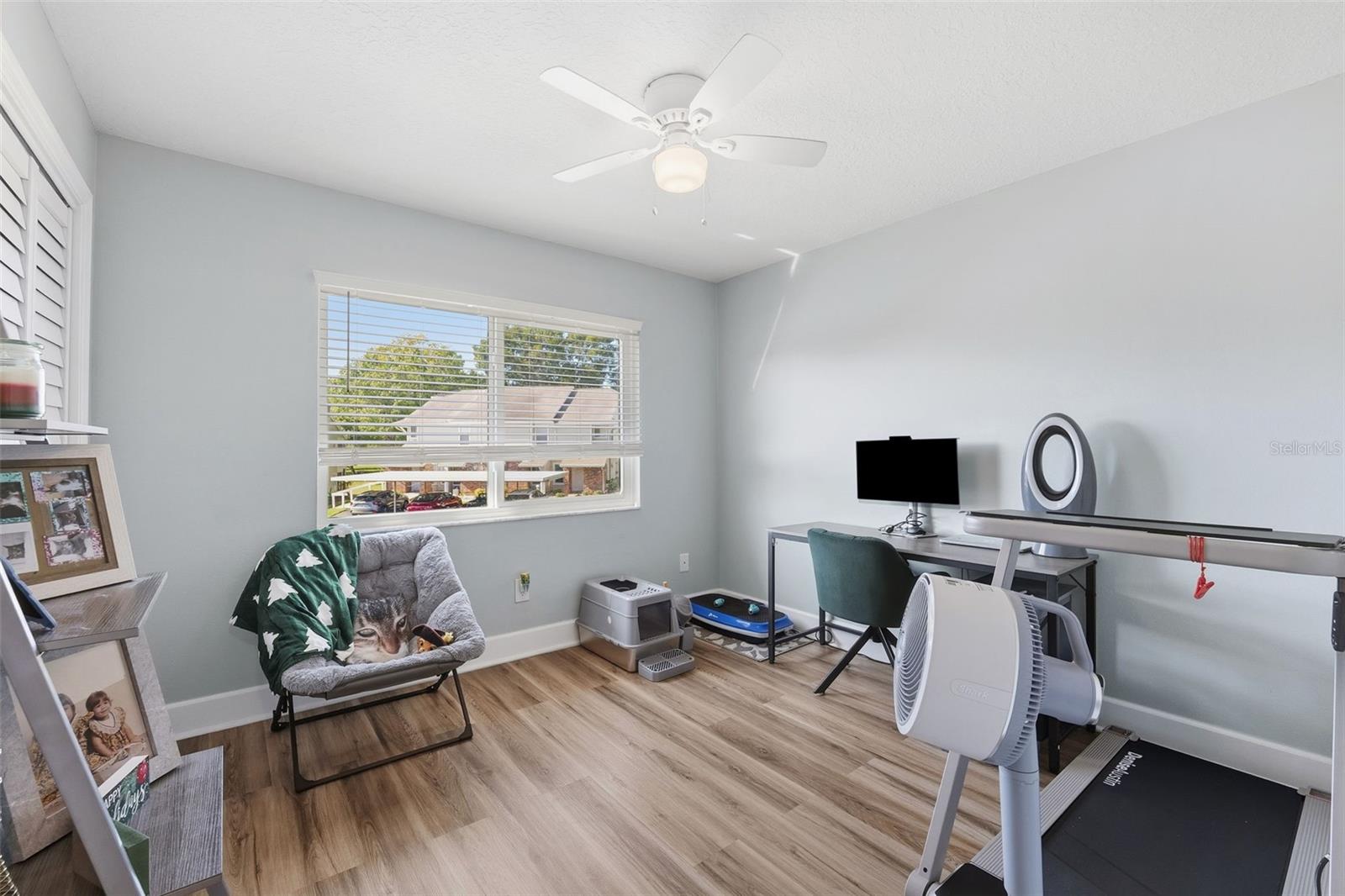 EAGLESWOOD CONDO - Residential