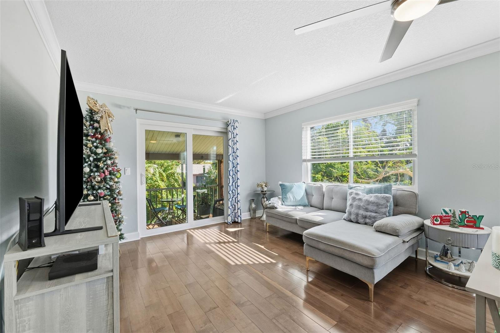 EAGLESWOOD CONDO - Residential