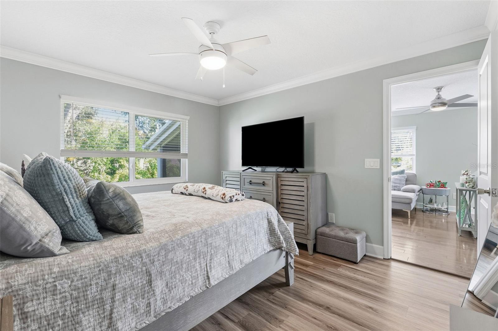 EAGLESWOOD CONDO - Residential