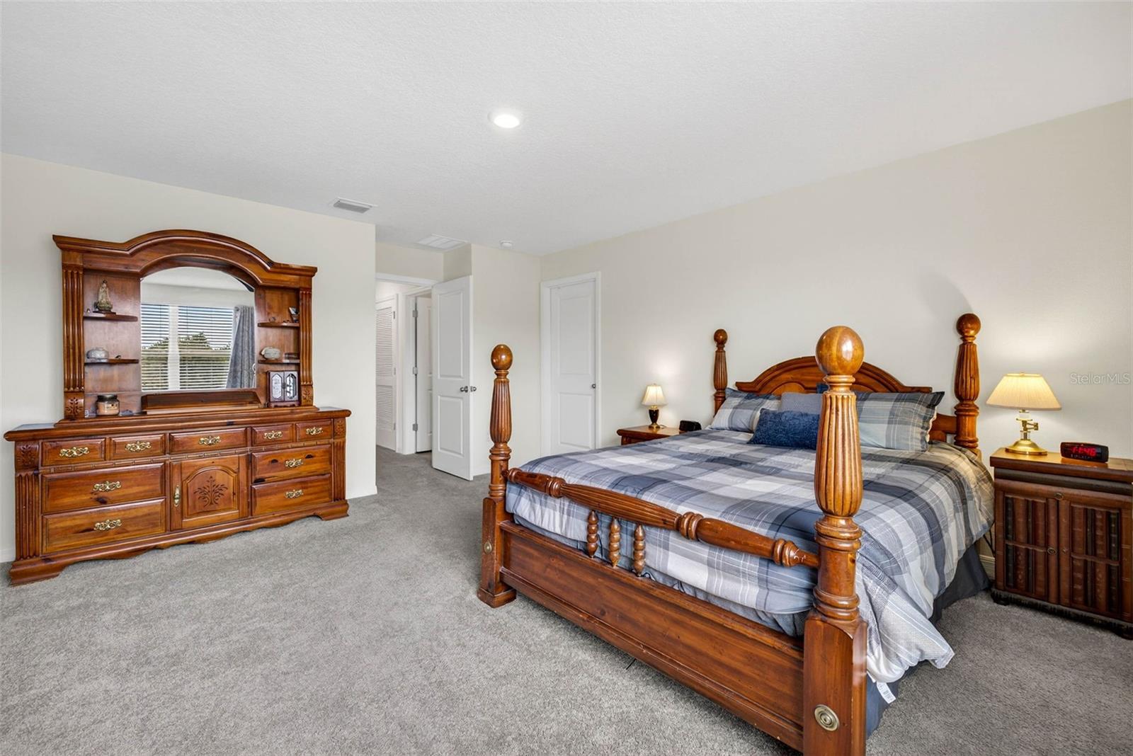 HERITAGE HILLS - Residential