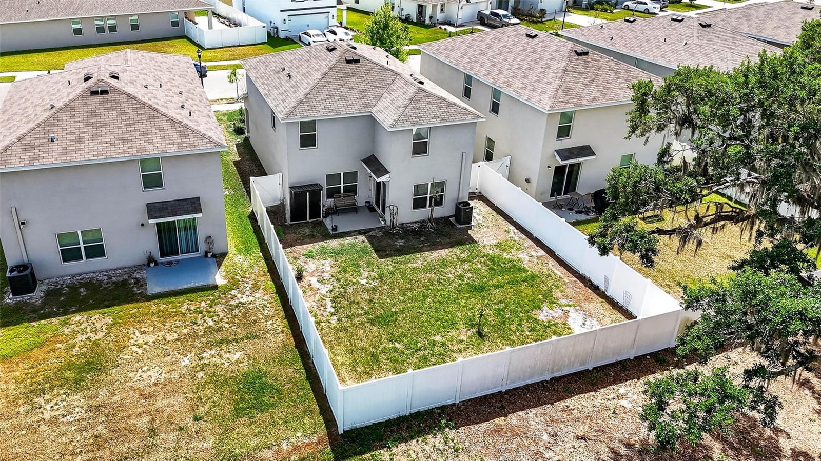 HERITAGE HILLS - Residential