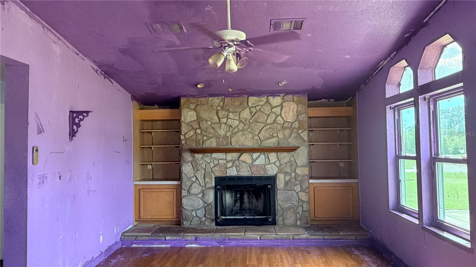 HUNTERS RIDGE - Residential