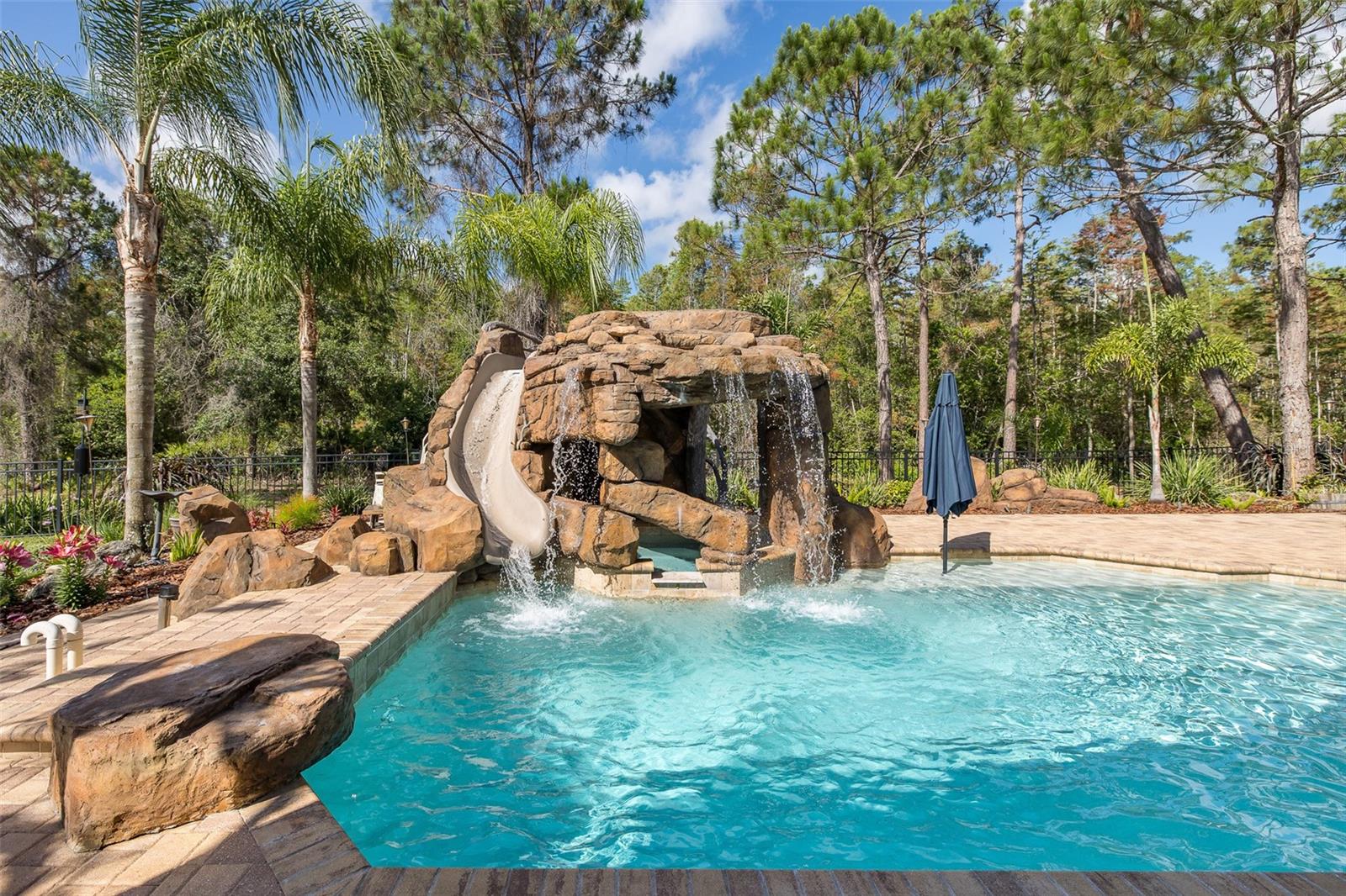 SUNCOAST LAKES PH 02 - Residential