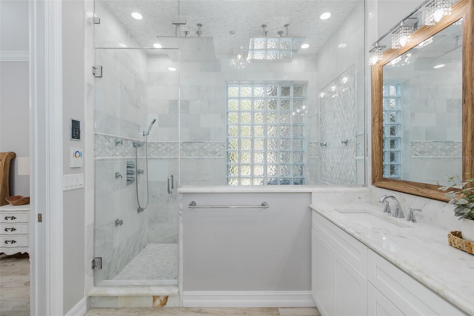 SUNCOAST LAKES PH 02 - Residential