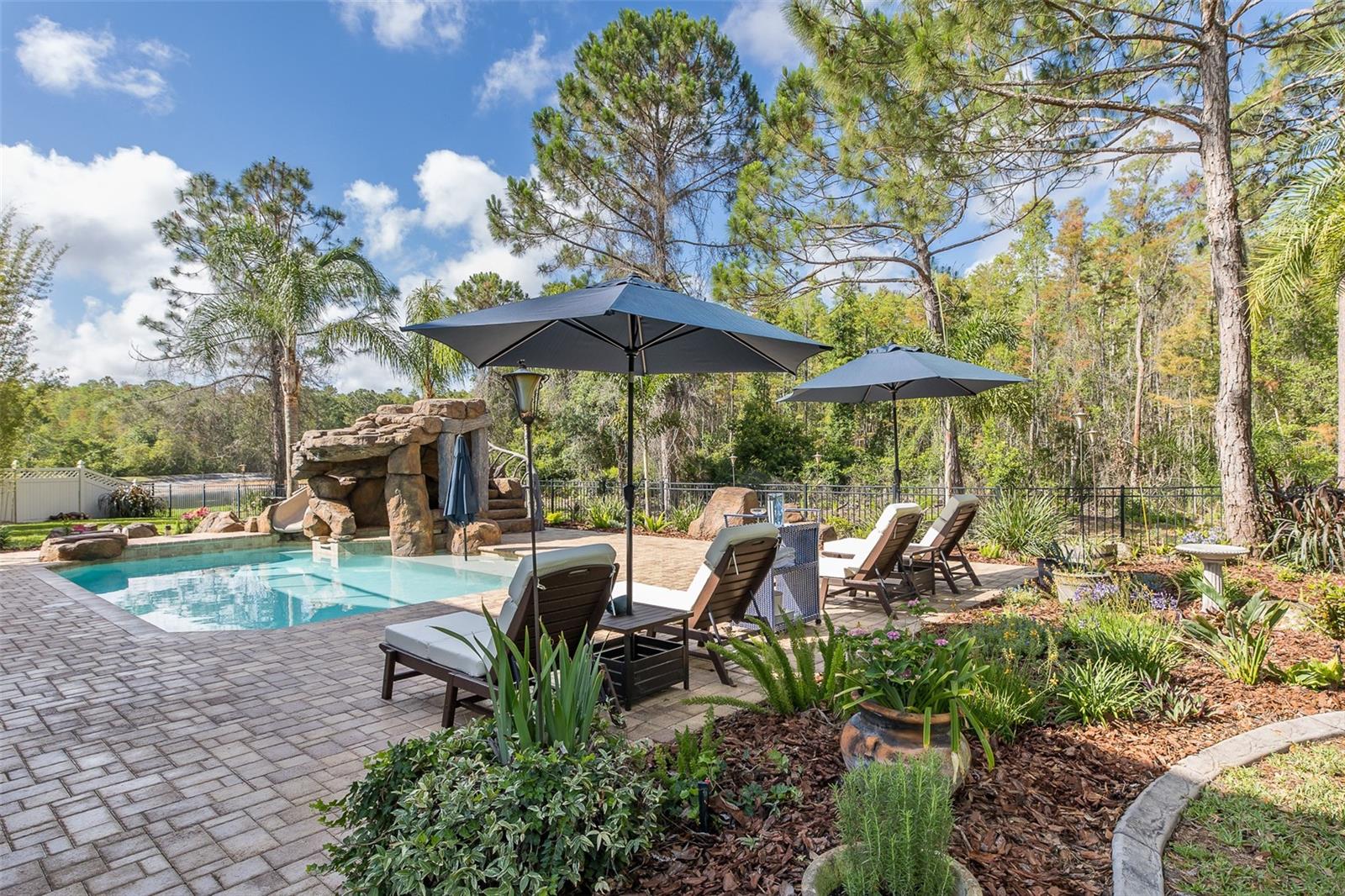 SUNCOAST LAKES PH 02 - Residential