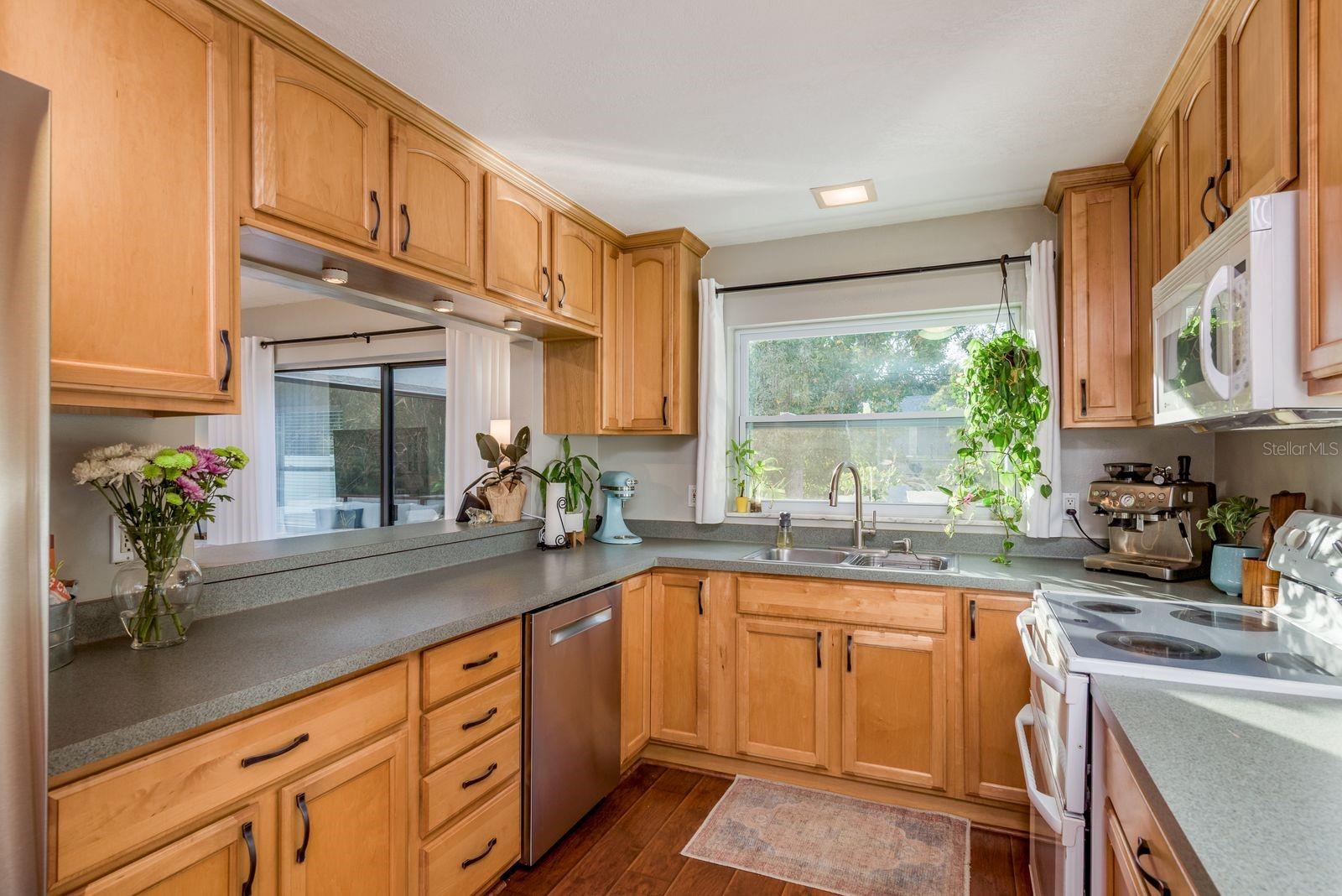 LAKE ST GEORGE-UNIT 1 - Residential