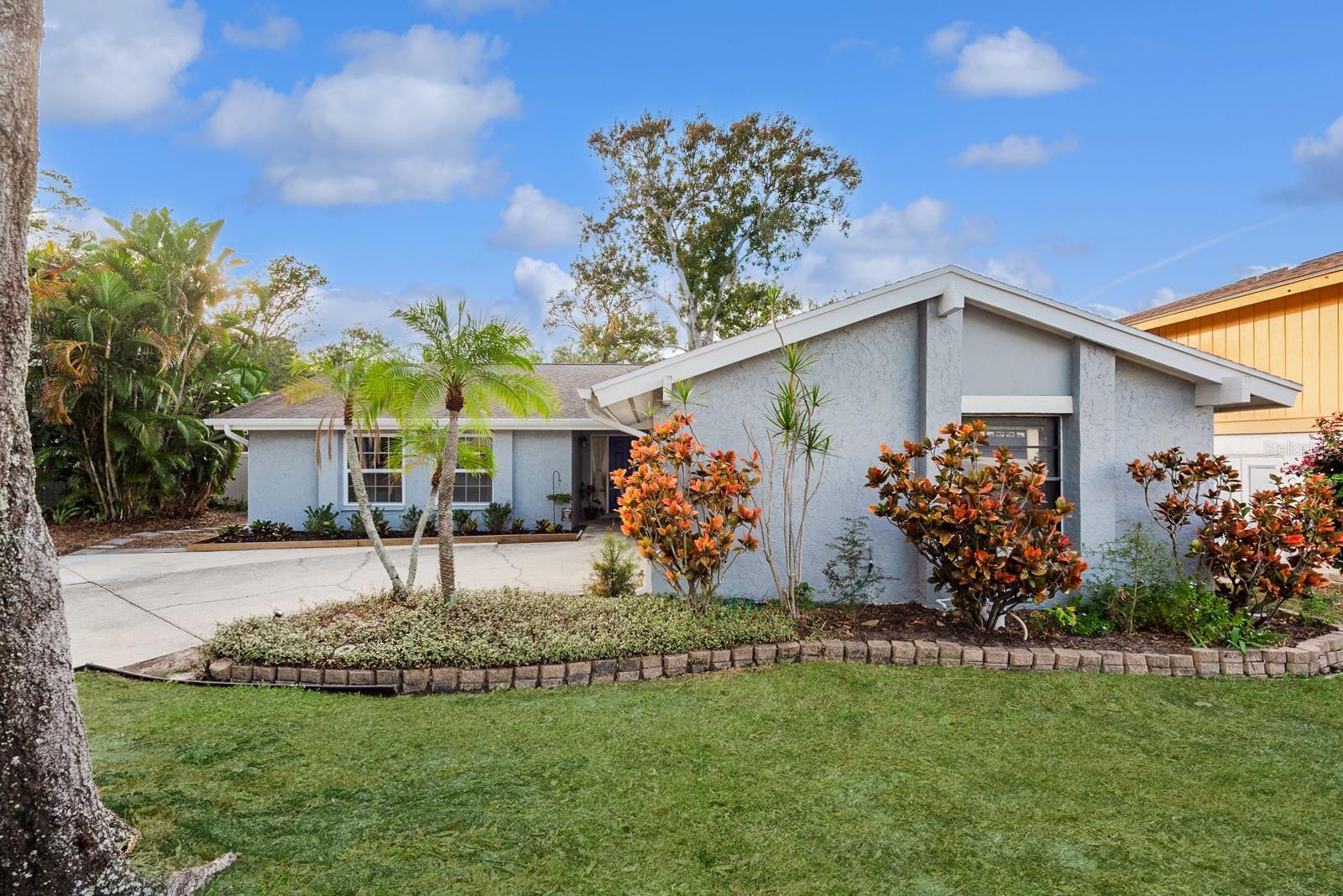 LAKE ST GEORGE-UNIT 1 - Residential