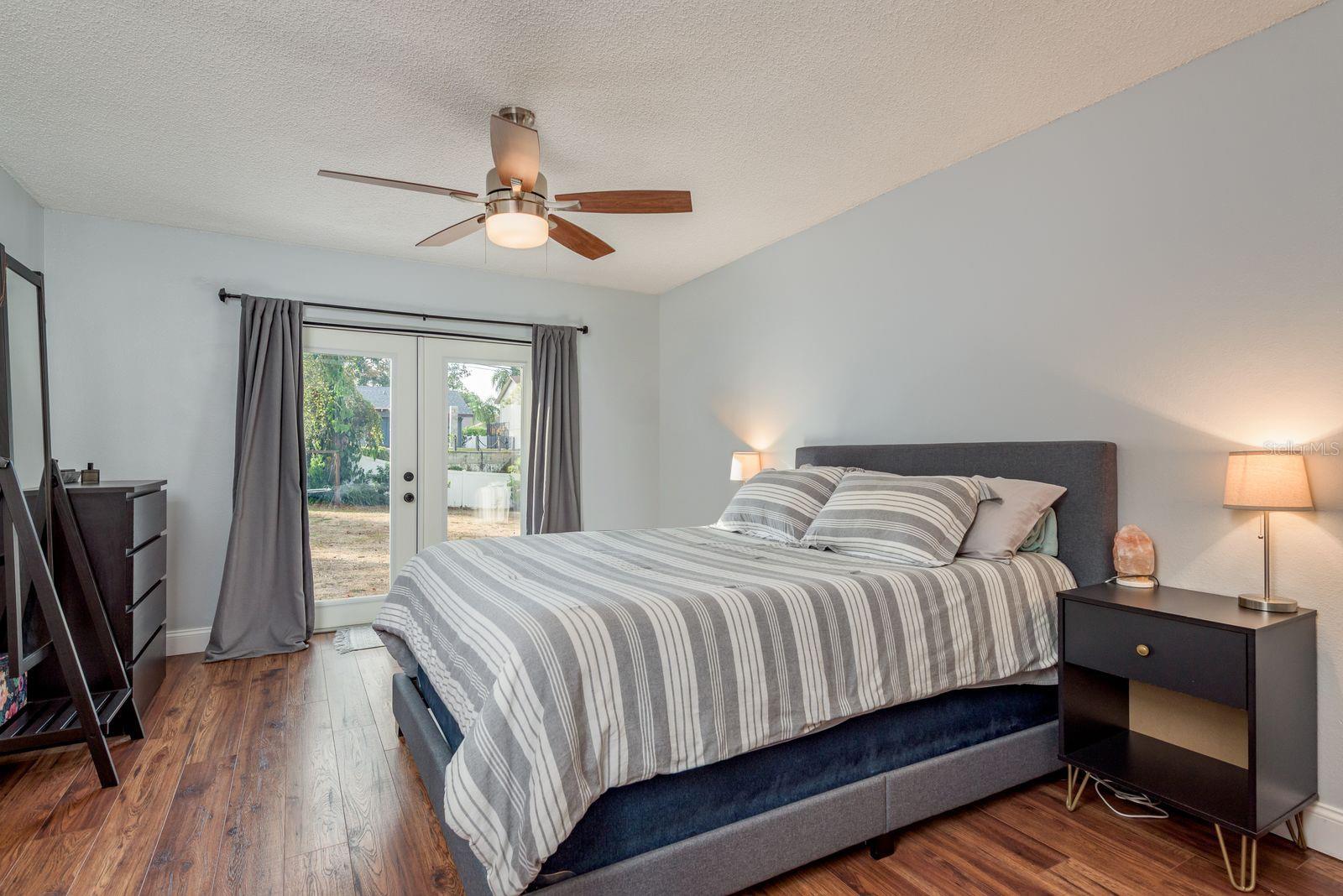 LAKE ST GEORGE-UNIT 1 - Residential