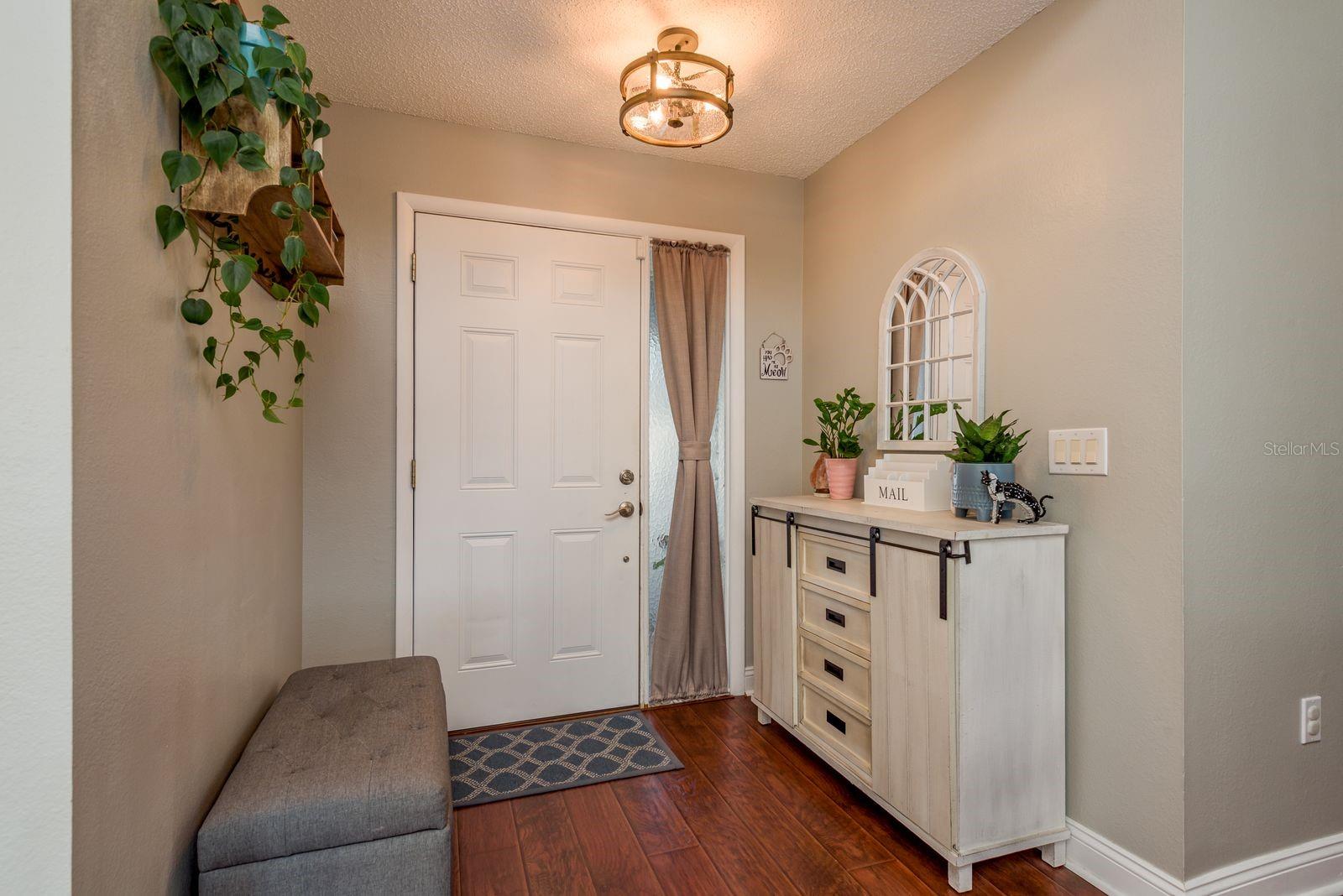 LAKE ST GEORGE-UNIT 1 - Residential