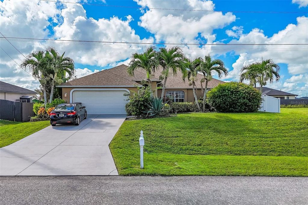 Photo of 334 NE 17th Street, Cape Coral, FL 33909 (MLS # C7515559)