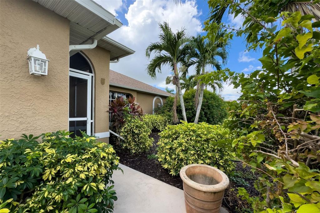 Photo of 334 NE 17th Street, Cape Coral, FL 33909 (MLS # C7515559)