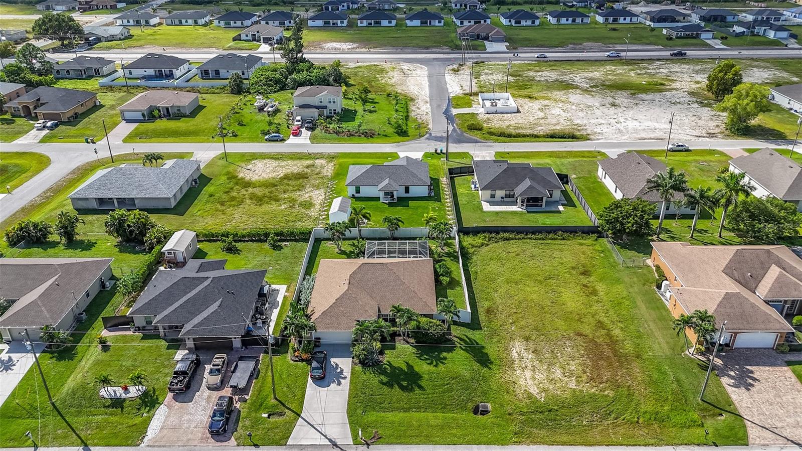 CAPE CORAL - Residential